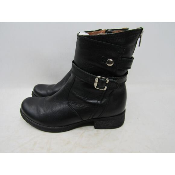 V Italia Womens  Size 39 EUR Black Leather Zip Buckle High 7" Shaft Ankle Boots - Picture 1 of 12